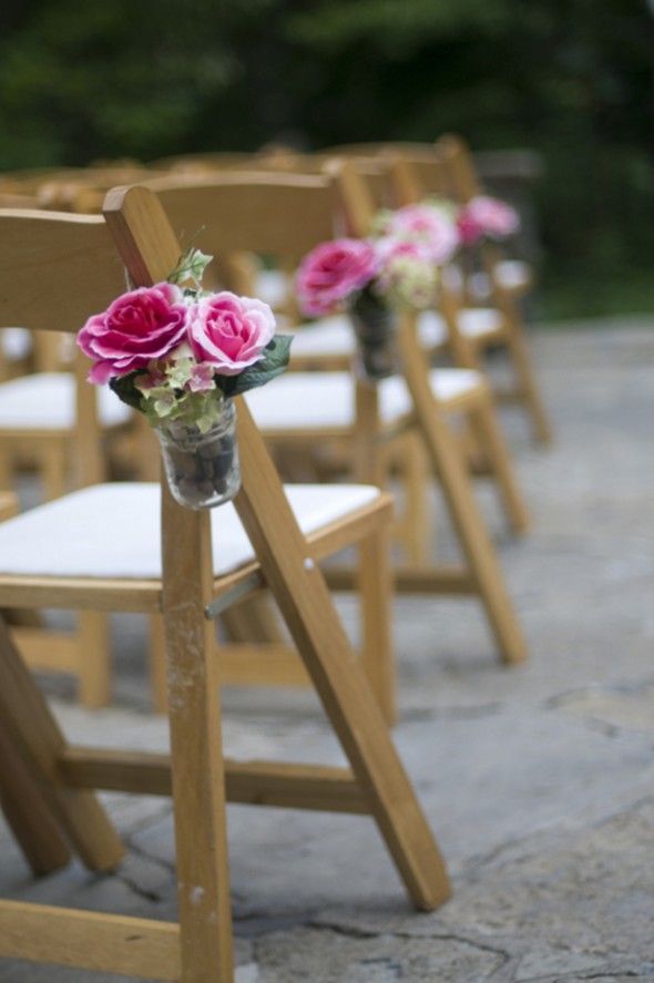 flowers-on-wedding-chairs