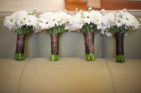 daisy-wedding-bouquet 