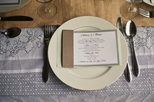 burlap-wedding-menu