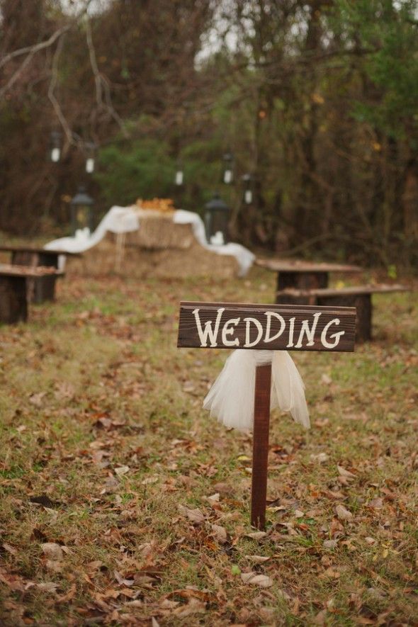 Outdoor-rustic-style-wedding