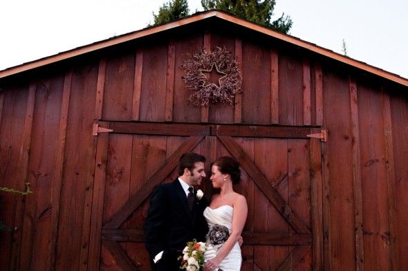 pennsylvania-rustic-barn-wedding