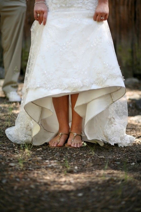 rustic-bride-flip-flops