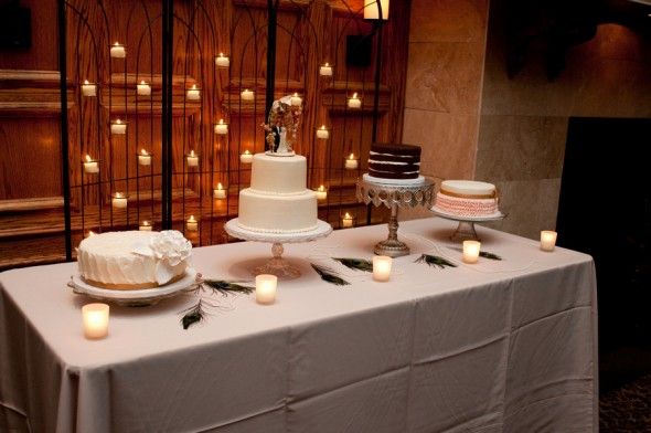 vintage-style-cake-table