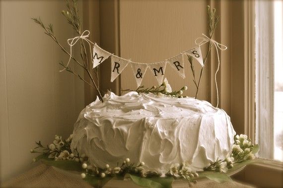 37 Pretty Cake Ideas For Your Next Celebration : Elegant two tone cake