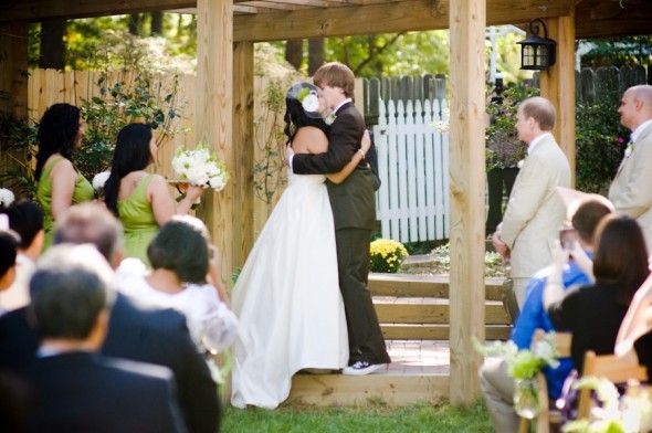country-backyard-wedding-ceremony