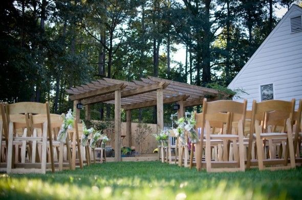 outdoor-backyard-wedding