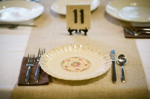 rustic-wedding-table-decorations