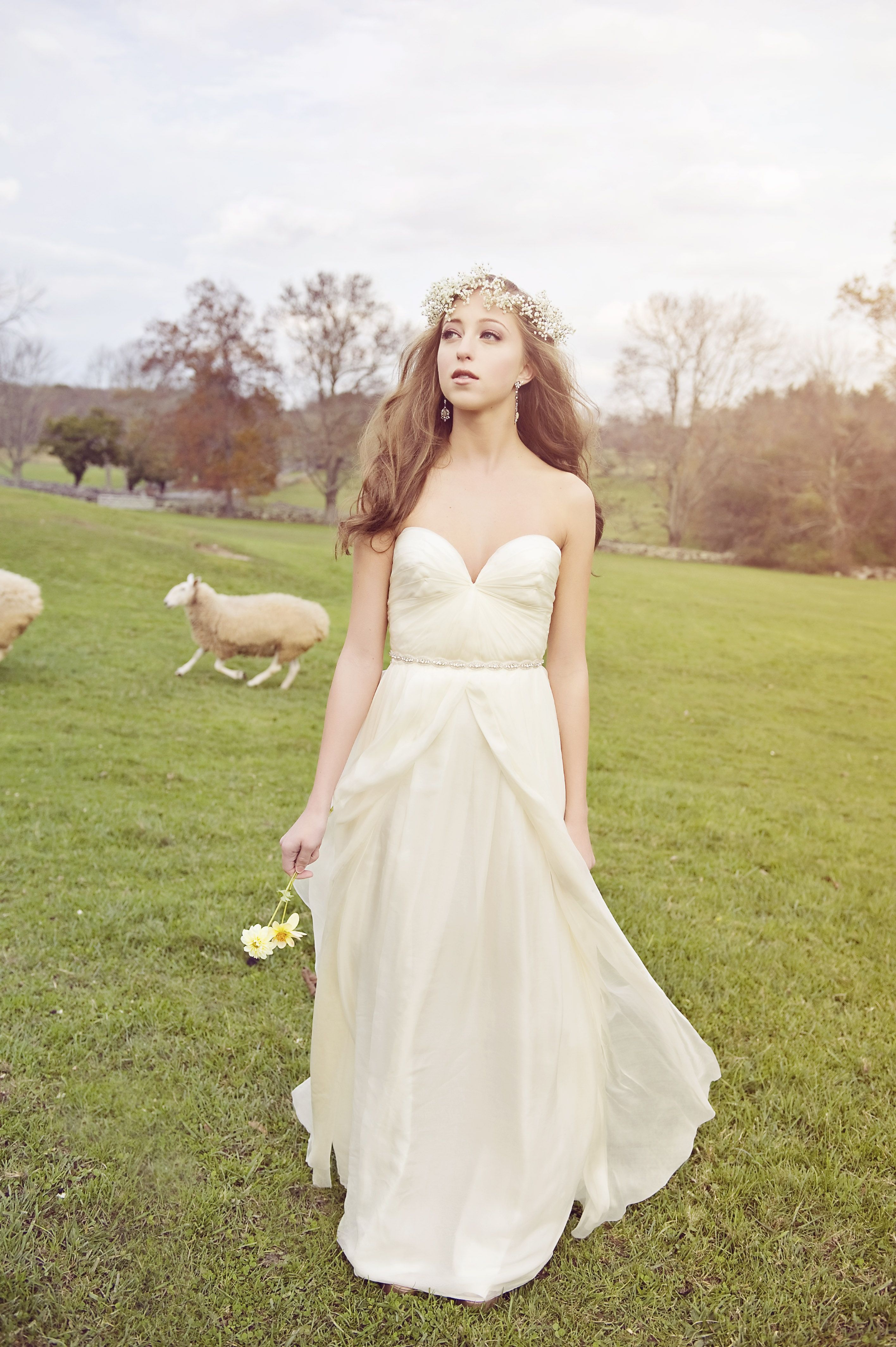 simple country wedding dress ideasphoto