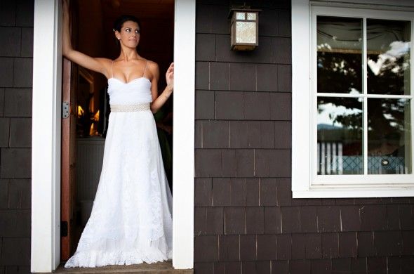 lakeside-rustic-wedding-bride
