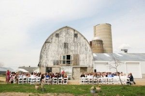 WiI-barn-wedding