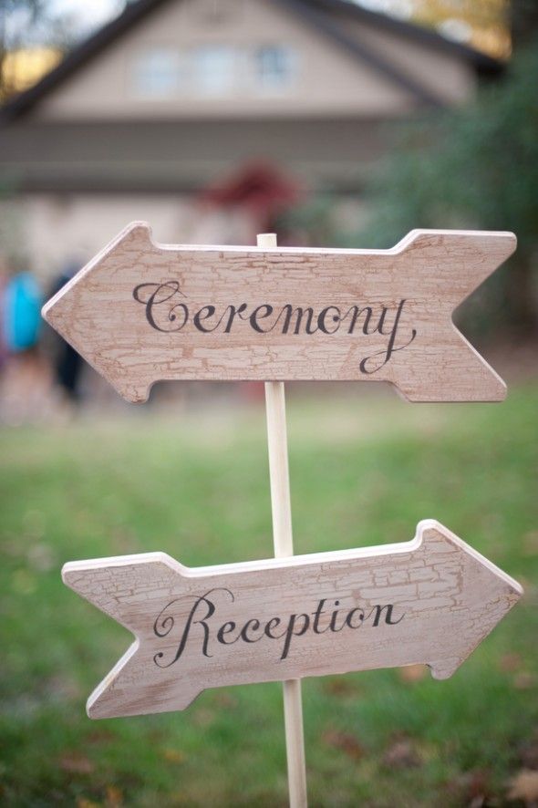 wood-wedding-directional-signs