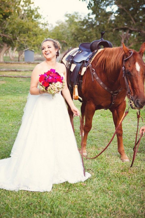 equestrian-country-wedding