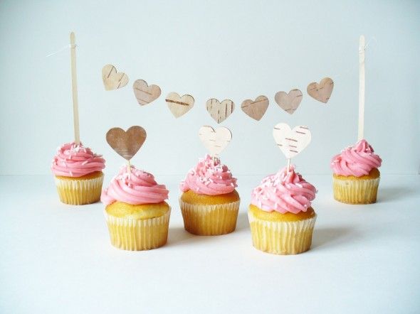 heart-cake-toppers