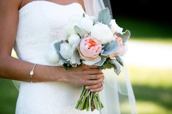summer-bridal-bouquet