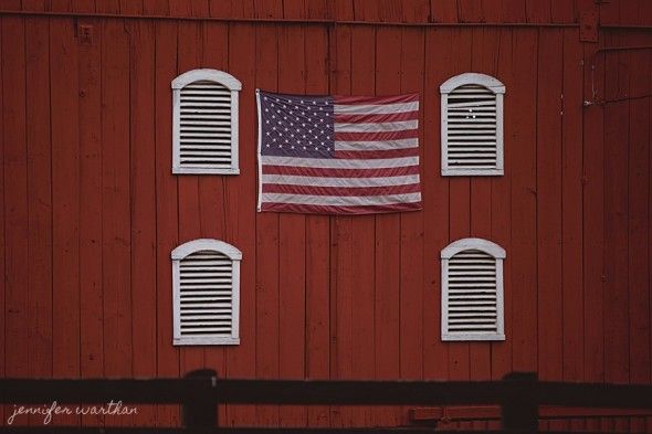 american-flag-barn-wedding