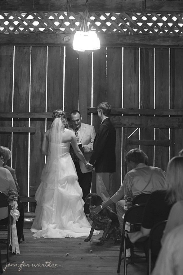 barn-wedding-ceremony 