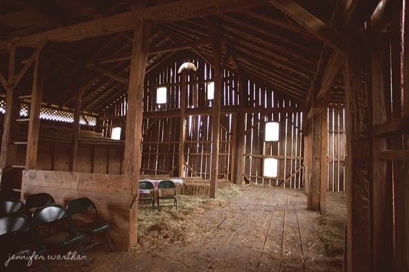 country-barn-wedding 