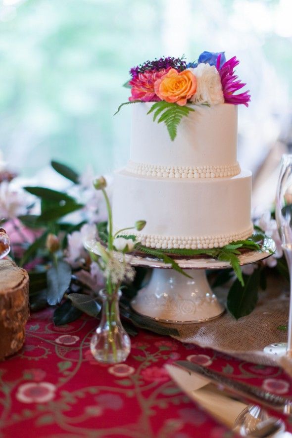 simple-white-wedding-cake