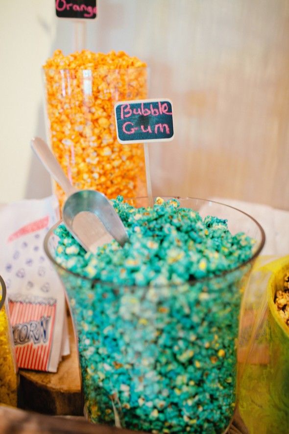 popcorn-bar-at-wedding