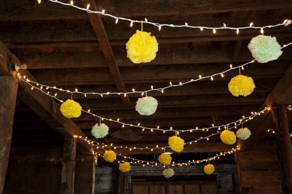 pom-pom-wedding-decorations 