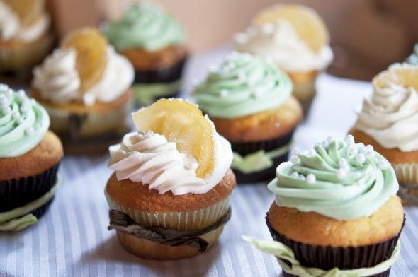 lemon-wedding-cupcakes