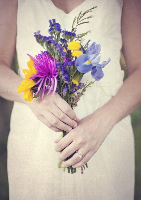 wildflower-wedding-bouquet 