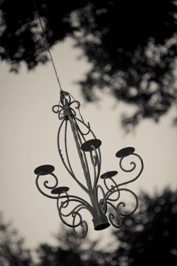 chandelier-at-outdoor-wedding