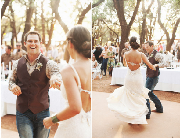 dancing-at-outdoor-wedding