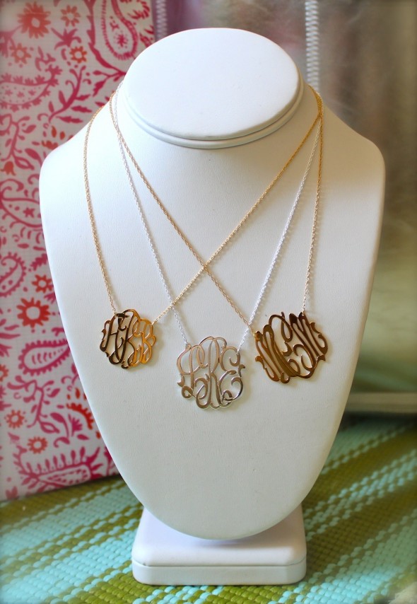 gold-monograme-necklace