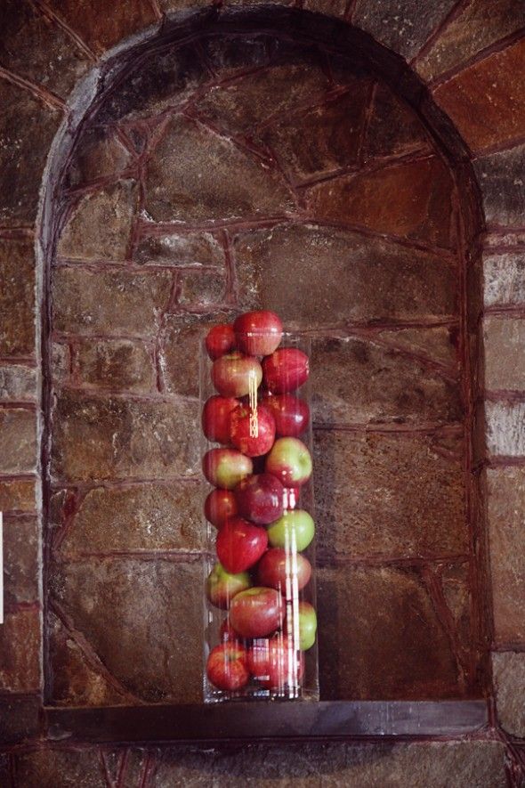 apple-wedding-decorations 
