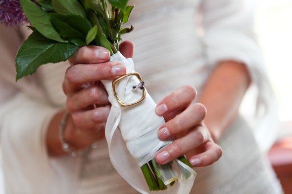 wedding-bouquet-locket