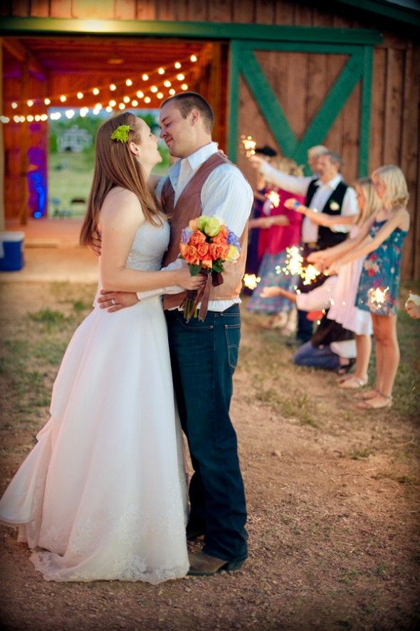 colorado-barn-wedding