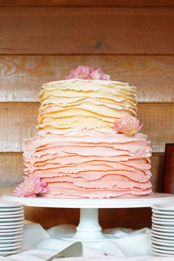 pink-wedding-cake