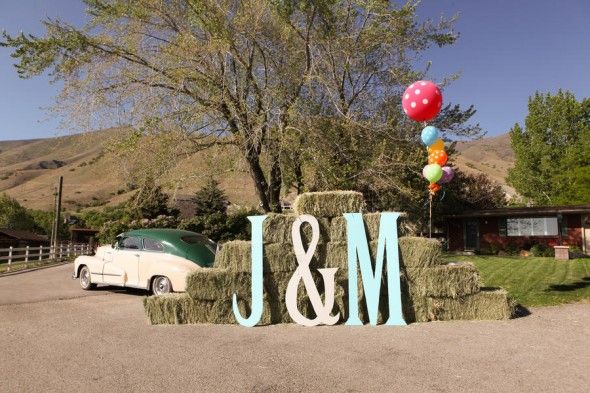 Oversized Letters Used At Wedding