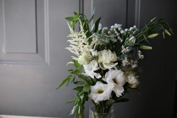 Green White Wedding Flowers
