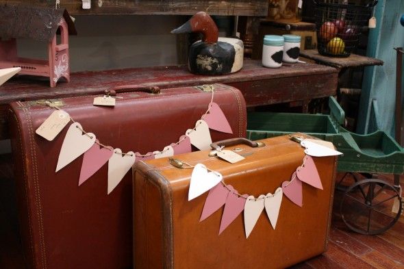 Vintage Suitcases For Wedding