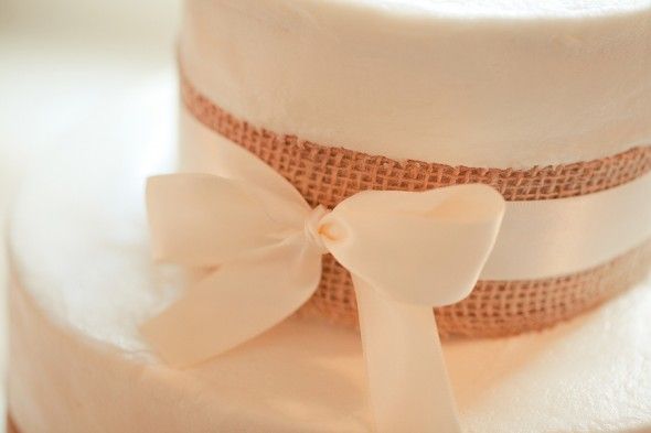 Burlap Wedding Cake
