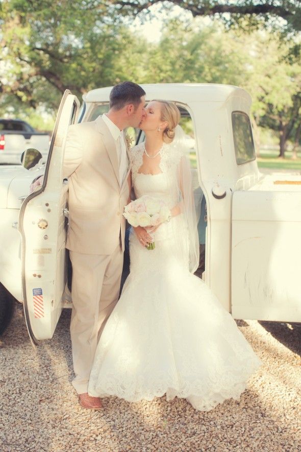 Country Style Bride And Groom