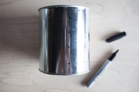 How to Make Glimmering Tin Can Lanterns 
