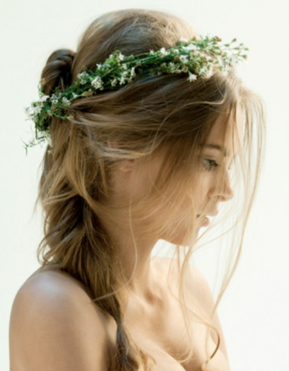 Top Ten Ways to Wear Flowers in Your Hair