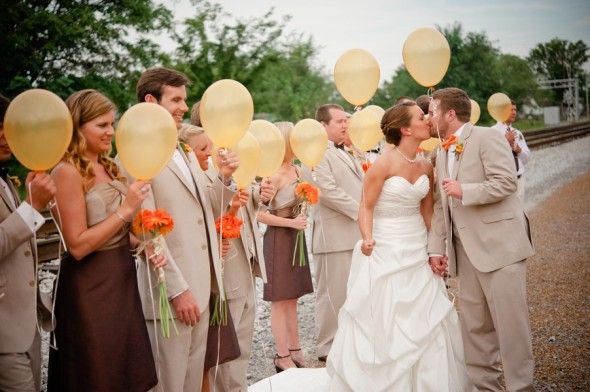 Bride & Groom Send Off with Balloons!