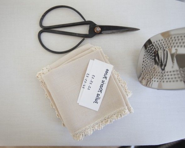 Step By Step : Vintage Napkin Place Cards