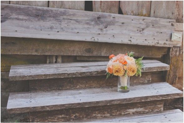 Flowers For A Rustic Chic Wedding