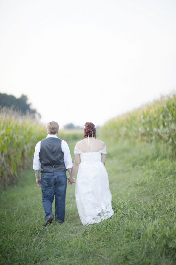 Country Wedding Couple