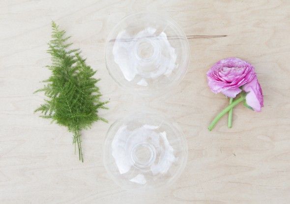 Step By Step : DIY Floating Flower Centerpieces