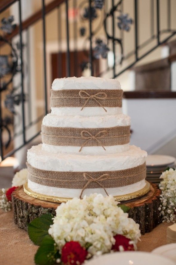 Burlap Wedding Cake