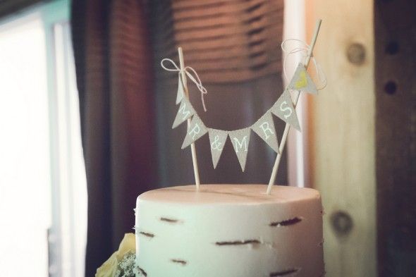 Birch Looking Wedding Cake