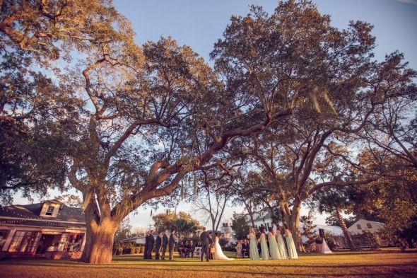 Charleston Outdoor wedding ceremony site