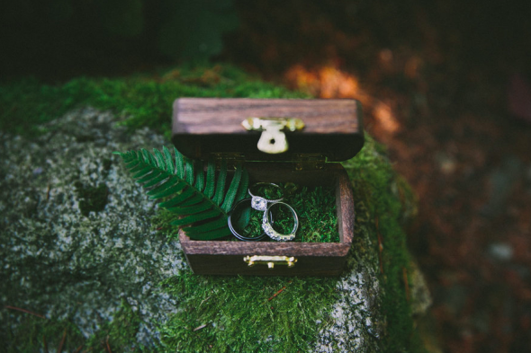 Rustic Style Wedding Rings 