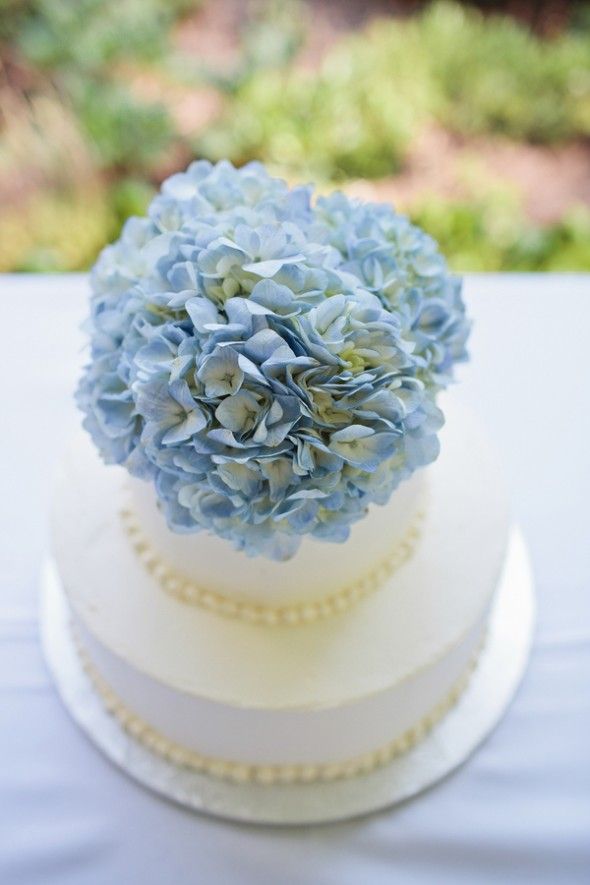 Garden Wedding Cake With Flower Top